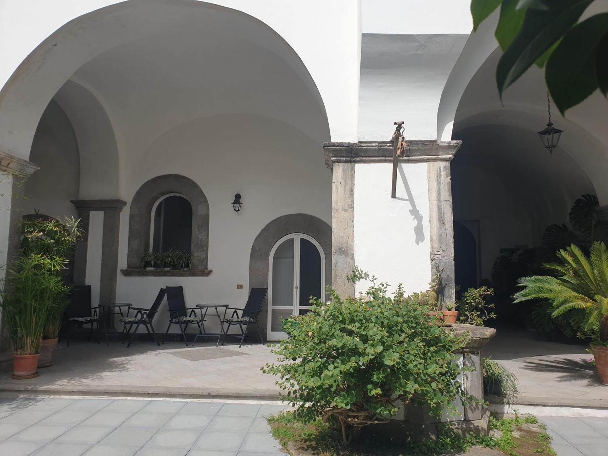 La Casa Delle Camelie Hotel Meta Kültér fotó